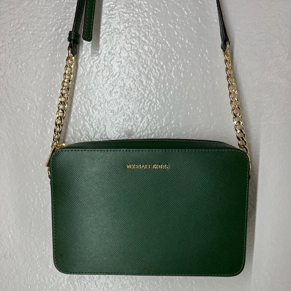 Michael Kors Leather Jet Set East West Crossbody - Picture 3 of 9